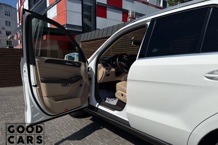 Mercedes-Benz GLE 400 - 26