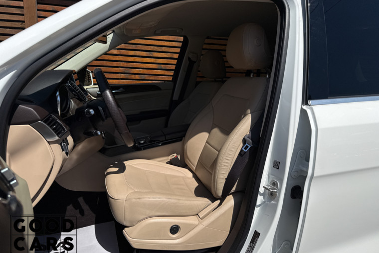Mercedes-Benz GLE 400 - 28