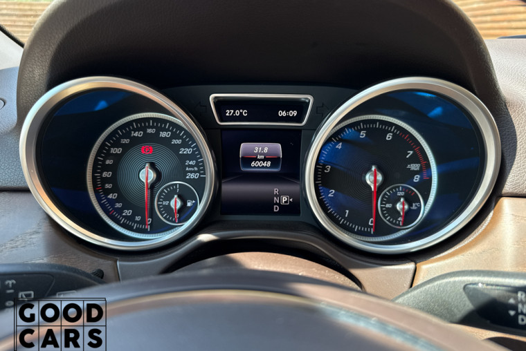 Mercedes-Benz GLE 400 - 38