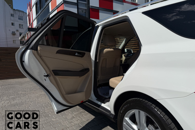 Mercedes-Benz GLE 400 - 30