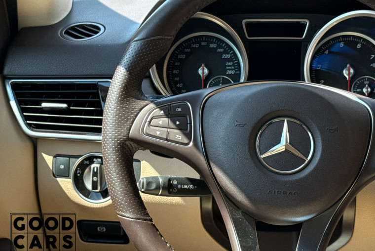 Mercedes-Benz GLE 400 - 36