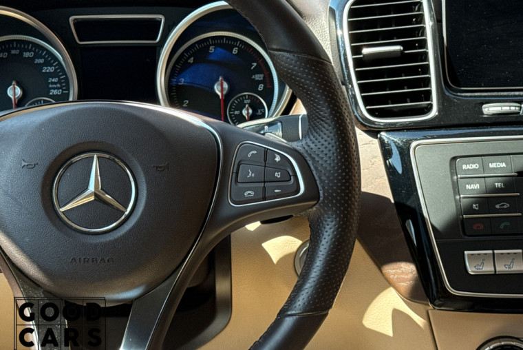 Mercedes-Benz GLE 400 - 37