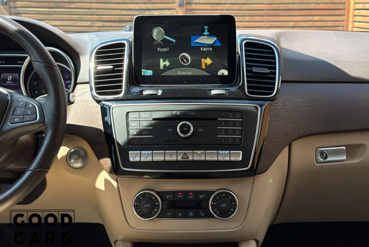 Mercedes-Benz GLE 400 - 40