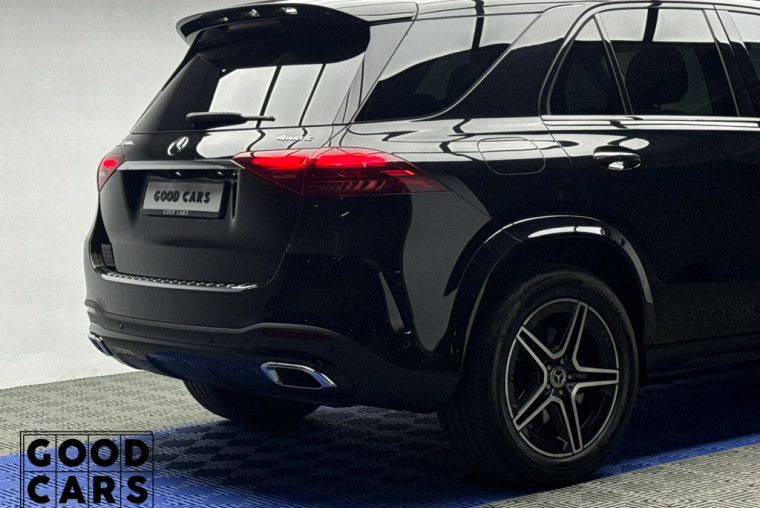 Mercedes-Benz GLE 450e - 12