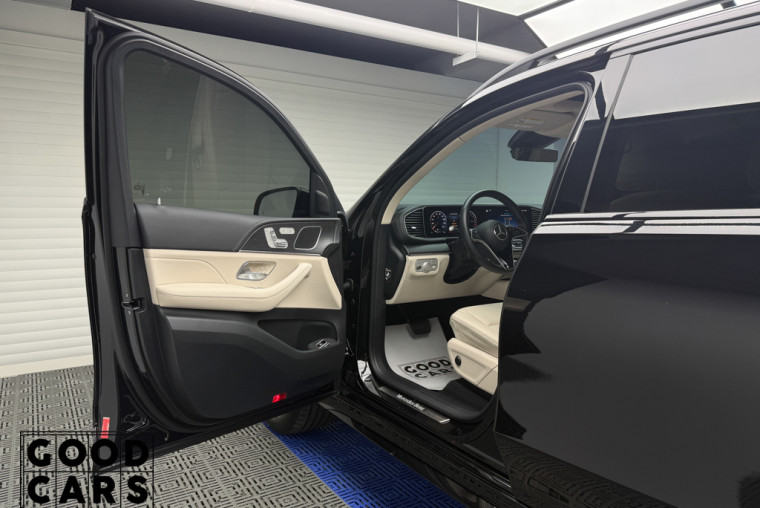 Mercedes-Benz GLE 450e - 23