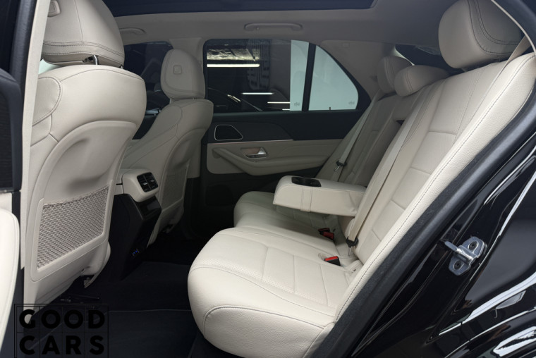 Mercedes-Benz GLE 450e - 29