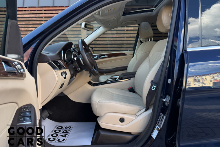 Mercedes-Benz GLS 450 - 31