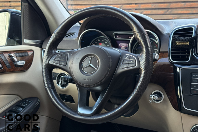Mercedes-Benz GLS 450 - 42