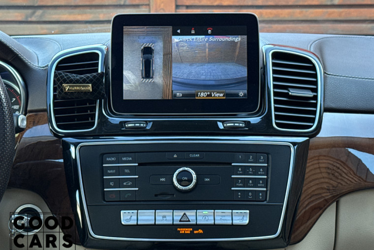 Mercedes-Benz GLS 450 - 49