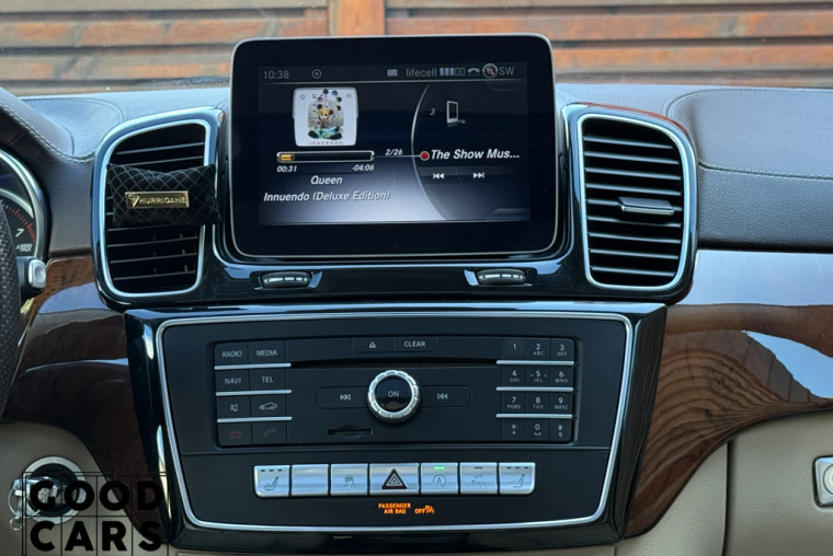 Mercedes-Benz GLS 450 - 52