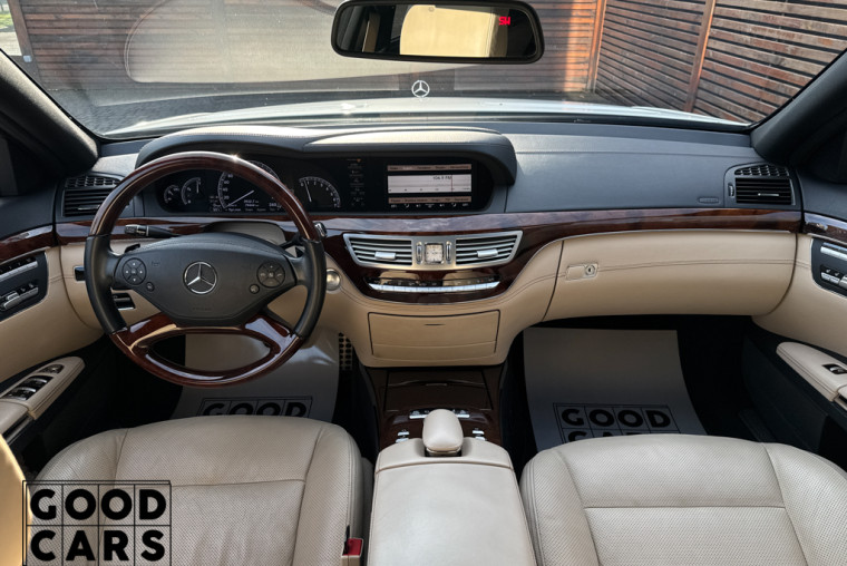 Mercedes-Benz S 550 - 32