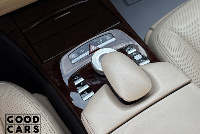 Mercedes-Benz S 550 - 35