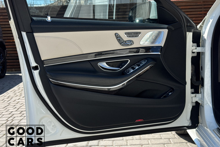 Mercedes-Benz S 550e - 22
