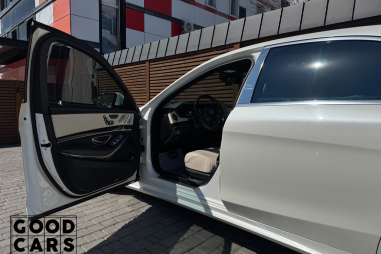 Mercedes-Benz S 550e - 25