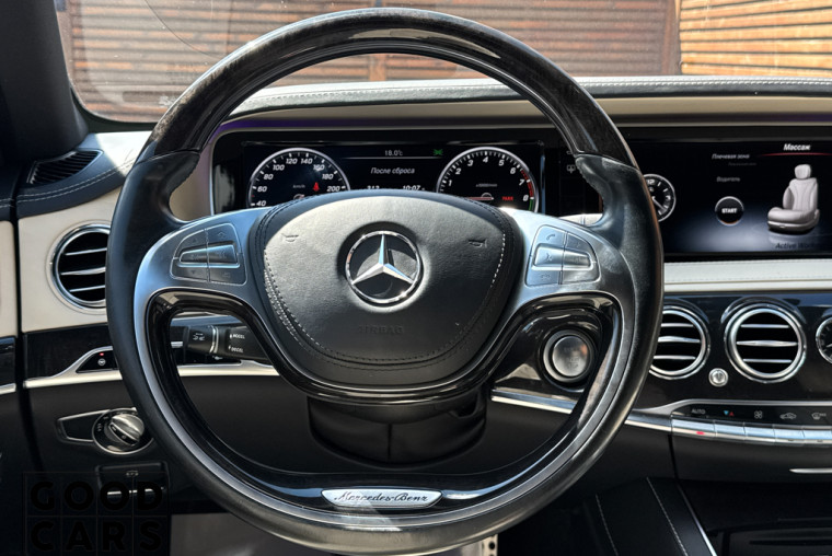 Mercedes-Benz S 550e - 36