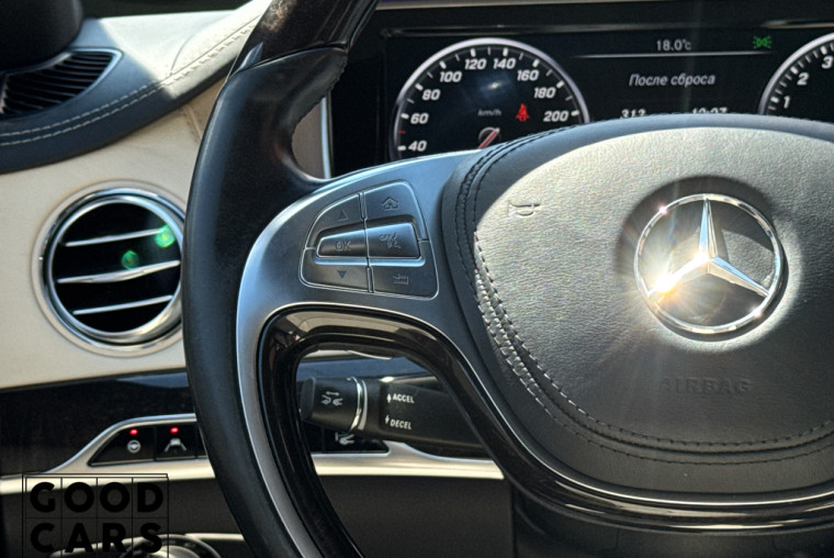 Mercedes-Benz S 550e - 37