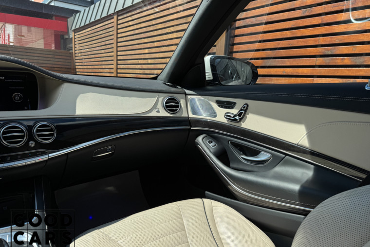 Mercedes-Benz S 550e - 50