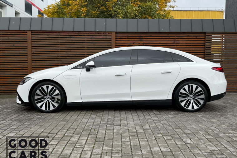Mercedes-Benz EQE 350 - 3