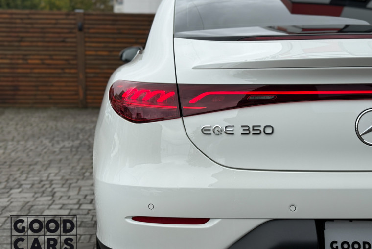 Mercedes-Benz EQE 350 - 10