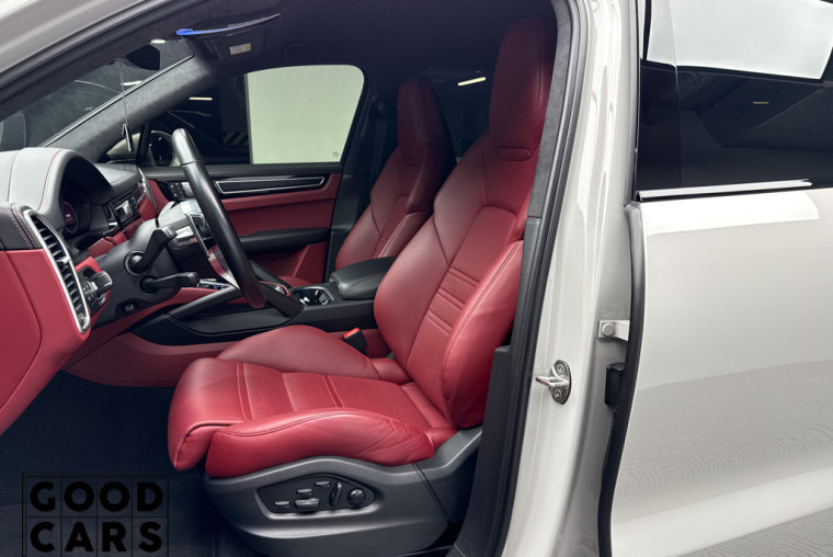 Porsche Cayenne GTS - 28