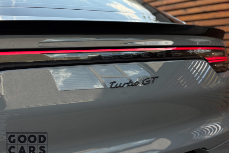 Porsche Cayenne Coupe Turbo GT - 9