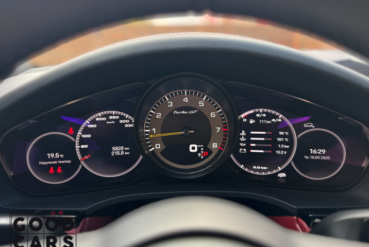 Porsche Cayenne Coupe Turbo GT - 35