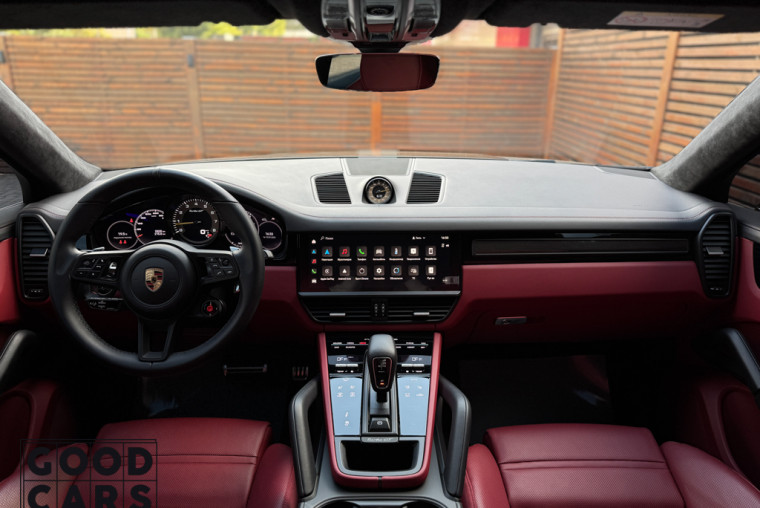 Porsche Cayenne Coupe Turbo GT - 37