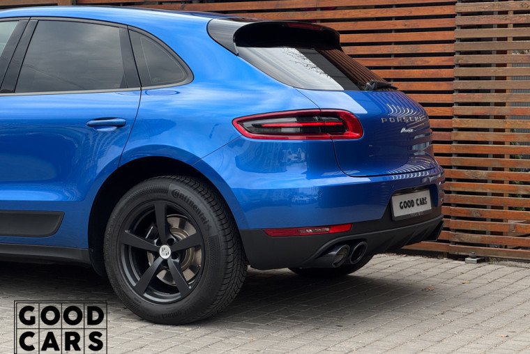 Porsche Macan - 16