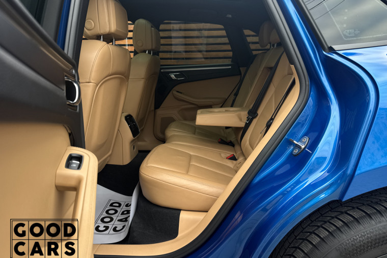 Porsche Macan - 26