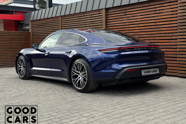 Porsche Taycan 4S - 4