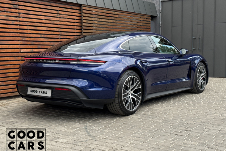 Porsche Taycan 4S - 6