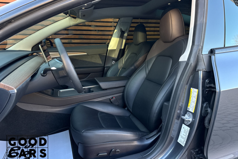 Tesla Model 3 - 22