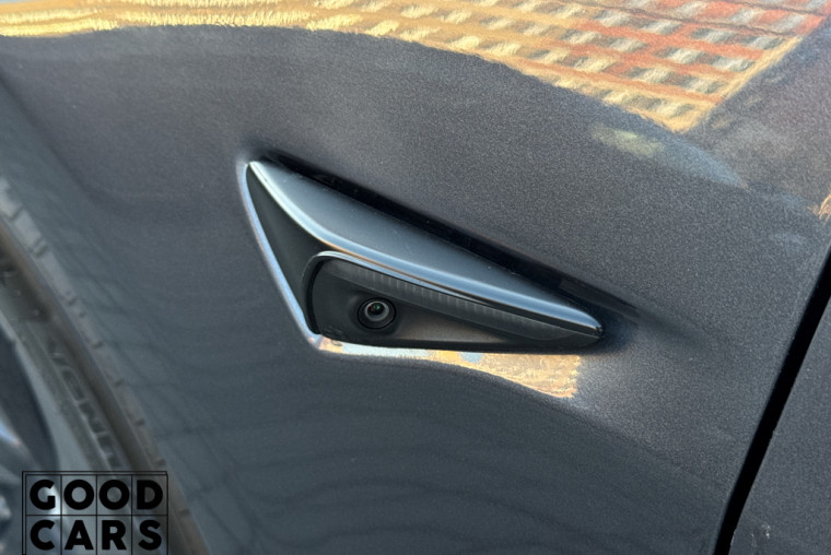Tesla Model 3 - 16