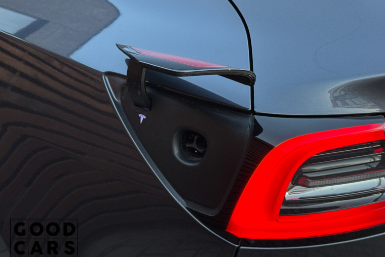 Tesla Model 3 - 17