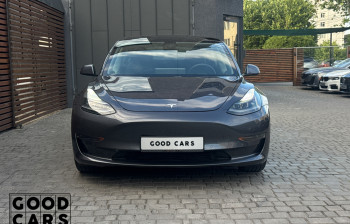 Tesla Model 3 - 2020