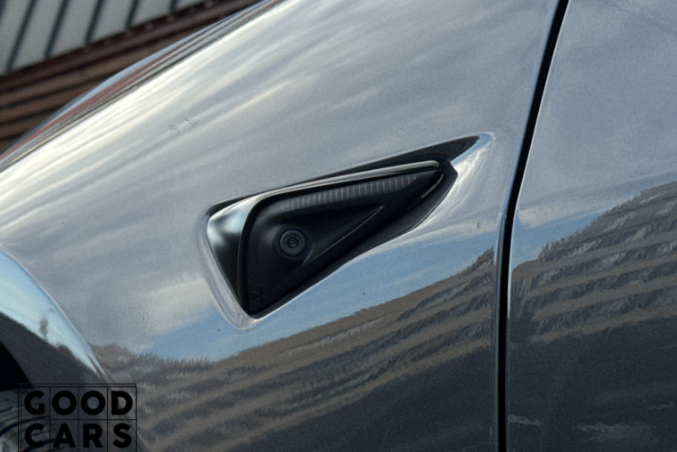 Tesla Model 3 - 16