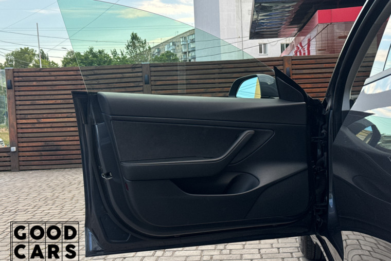 Tesla Model 3 - 22