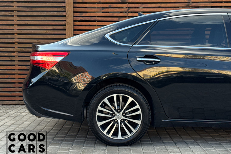 Toyota Avalon - 13
