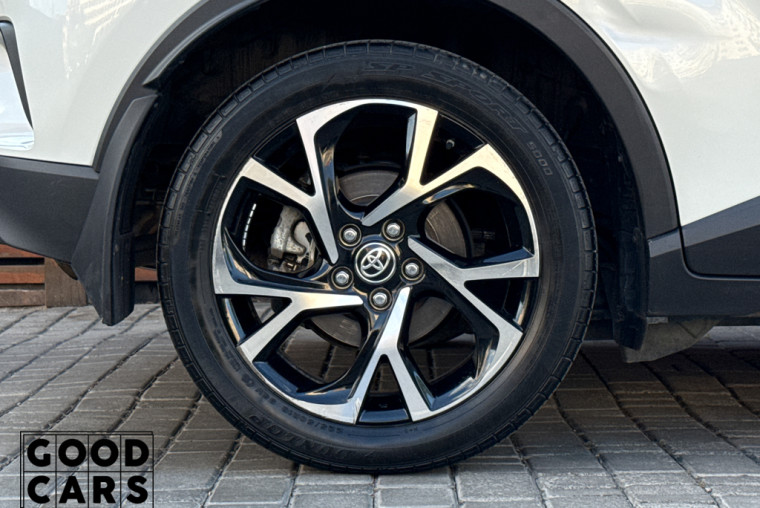 Toyota C-HR - 14