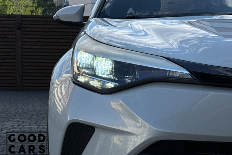 Toyota C-HR - 9