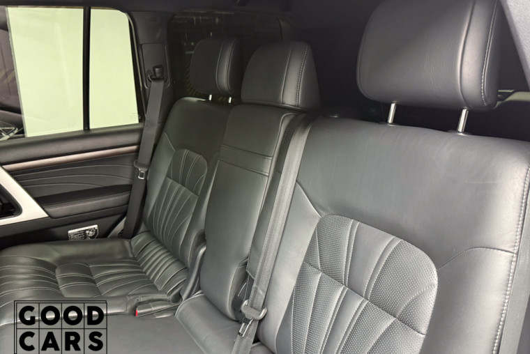 Toyota Land Cruiser 200 - 29