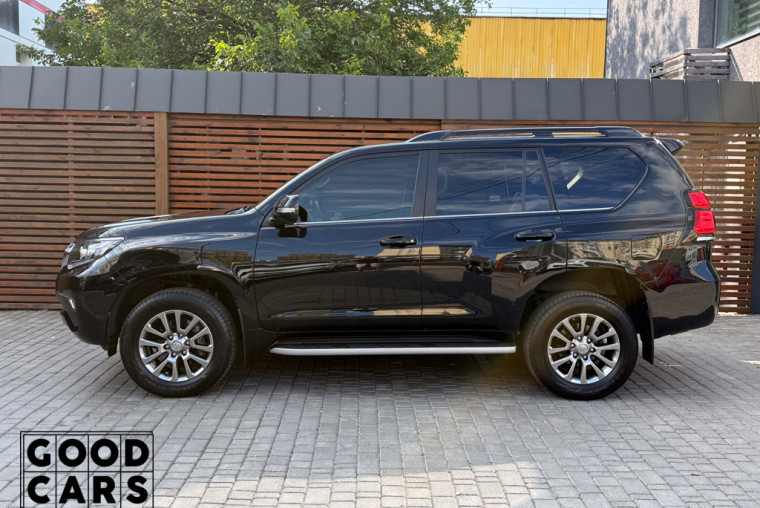 Toyota Land Cruiser Prado - 3