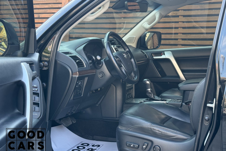 Toyota Land Cruiser Prado - 18