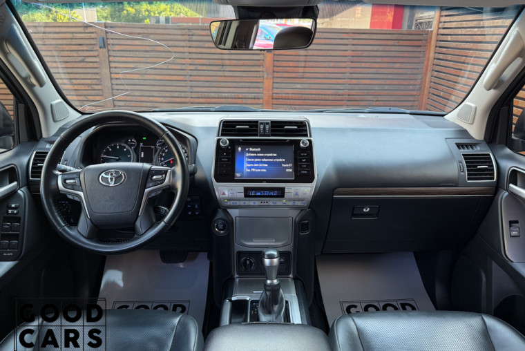 Toyota Land Cruiser Prado - 26