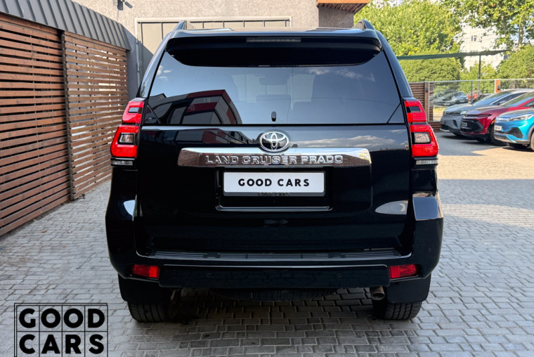 Toyota Land Cruiser Prado - 5