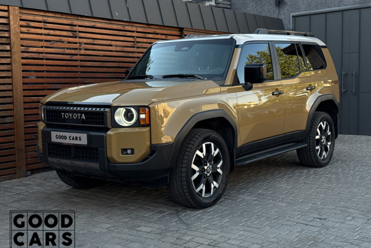 Toyota Land Cruiser Prado - 2
