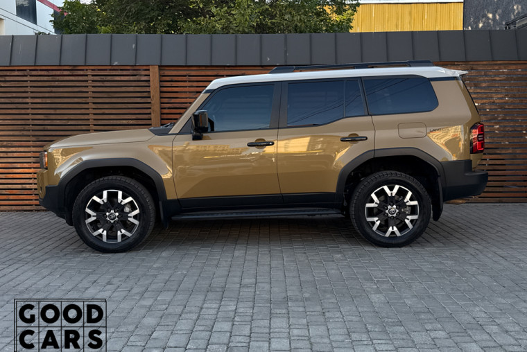 Toyota Land Cruiser Prado - 3