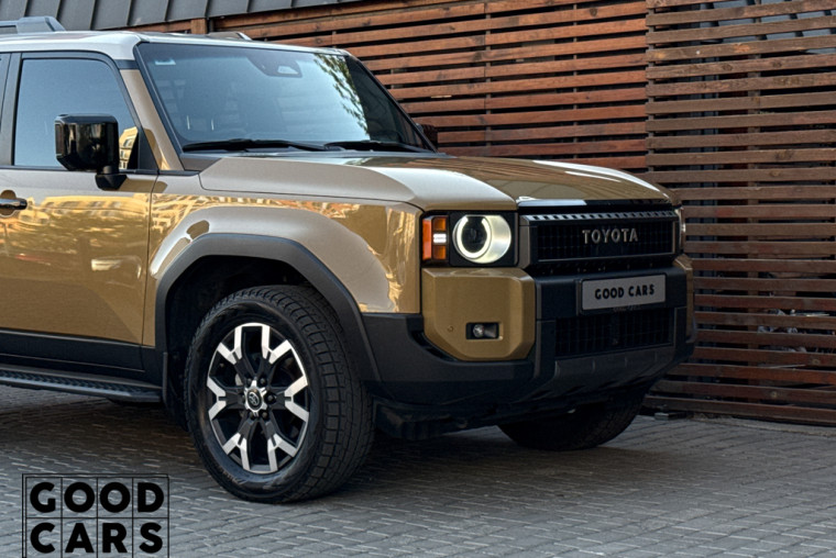 Toyota Land Cruiser Prado - 15