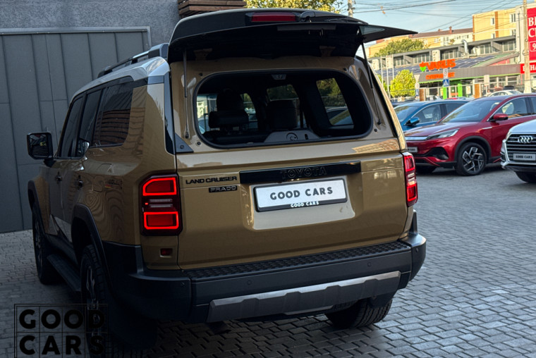 Toyota Land Cruiser Prado - 18