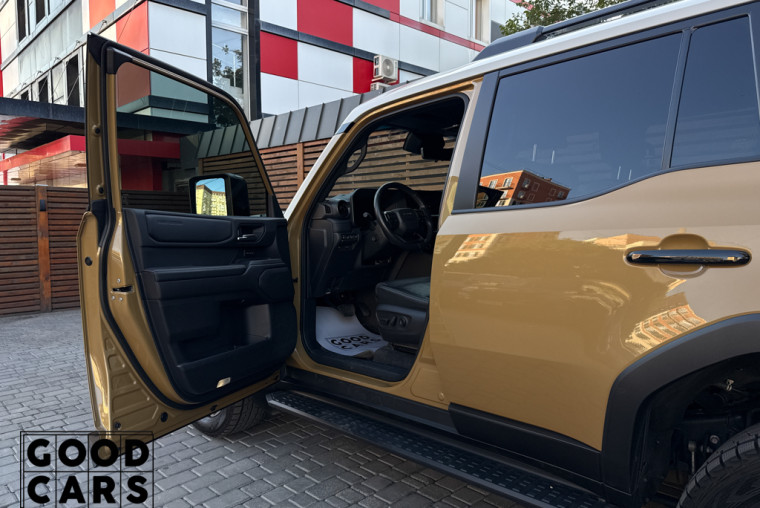 Toyota Land Cruiser Prado - 26